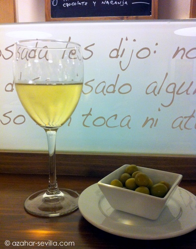 meson cervantes wine olives